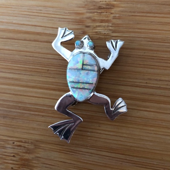 $42  Designer Estate Brooch or Pendant   Sterling Silver  Marked AD STERLING - Picture 2 of 6